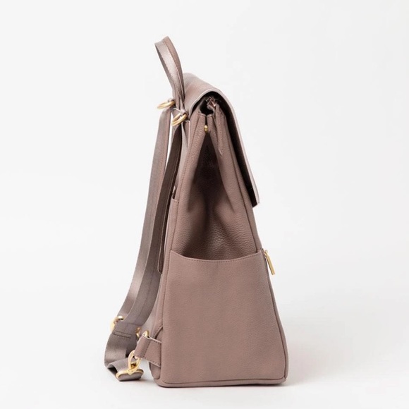 Freshly Picked Diaper Backpack - Picture 2 of 5